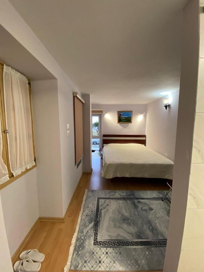 B & B بورغراديك المظهر الخارجي الصورة